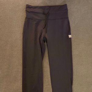Vuori Charcoal Daily Legging